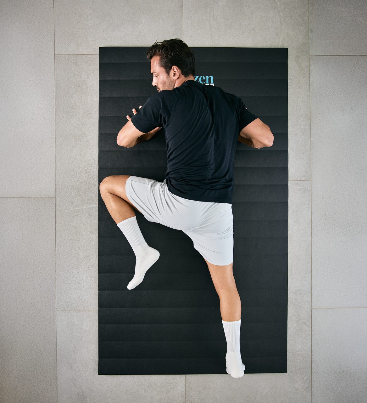 Vista cenital de un entrenamiento de suelo sobre el tatami Kaizen Pro